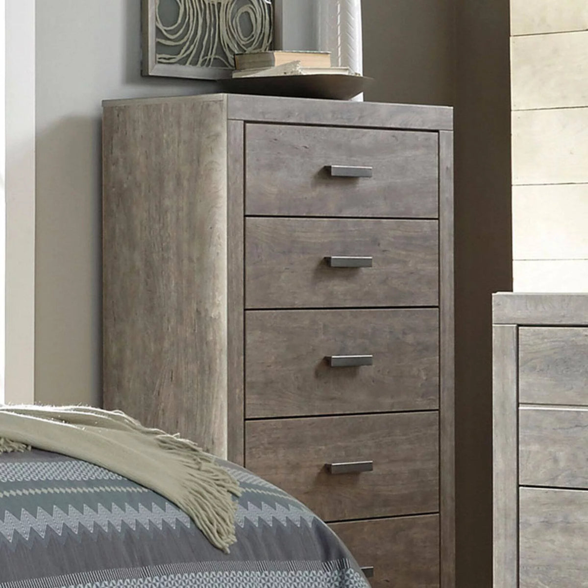 5 Drawer Chest in Gray I615539