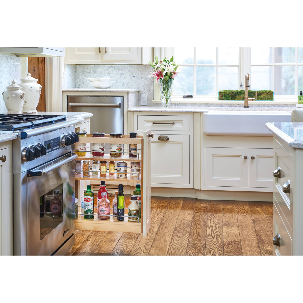 8.5x22 Soft-Close Base Cabinet Organizer B250778