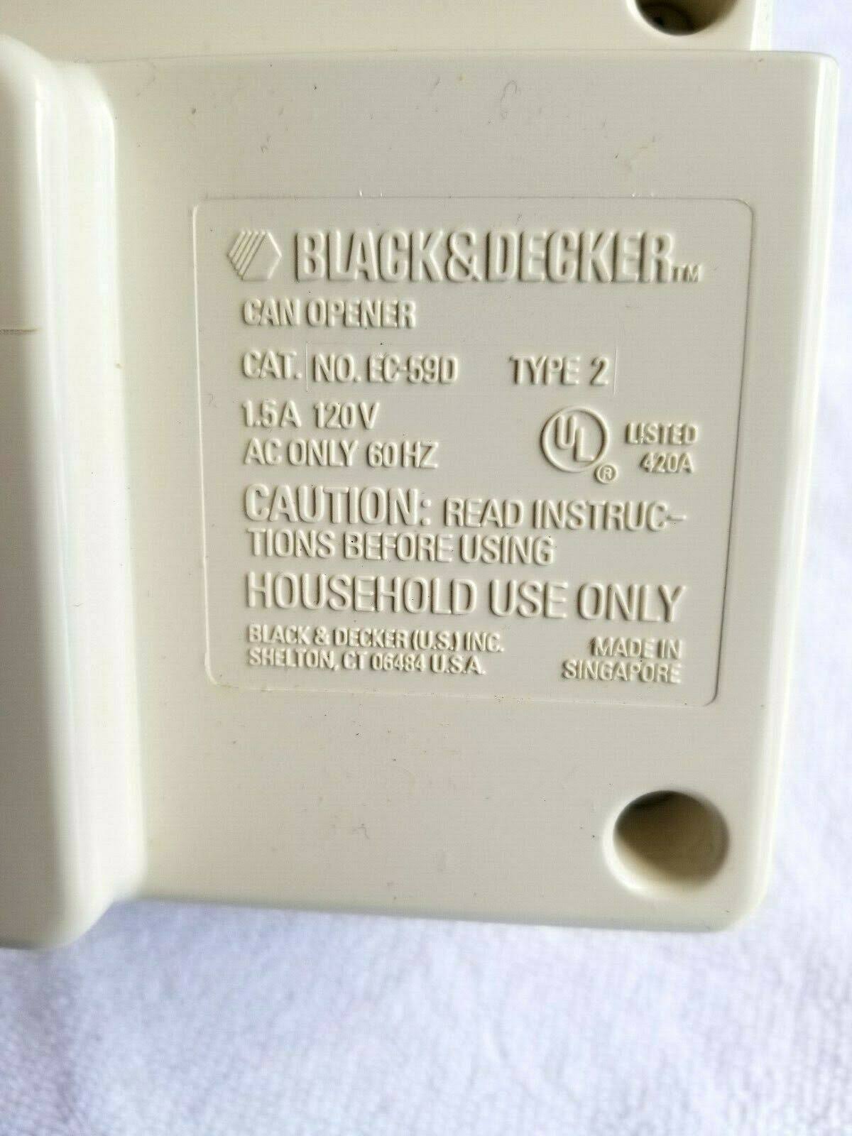 Black Under Cabinet Electric Can Opener A636