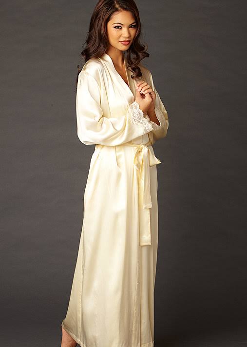 Pearl XS Long Silk Robe with Lace Cuffs and Side Pockets C76866