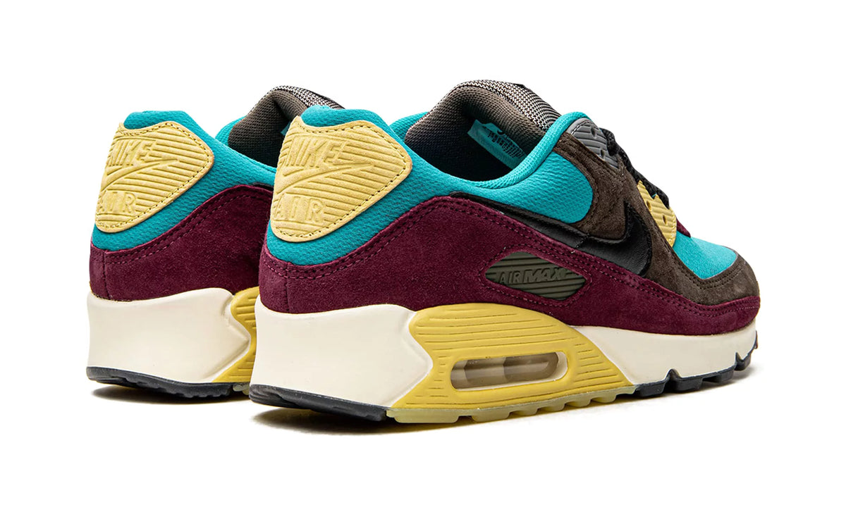 Running Shoes Q382