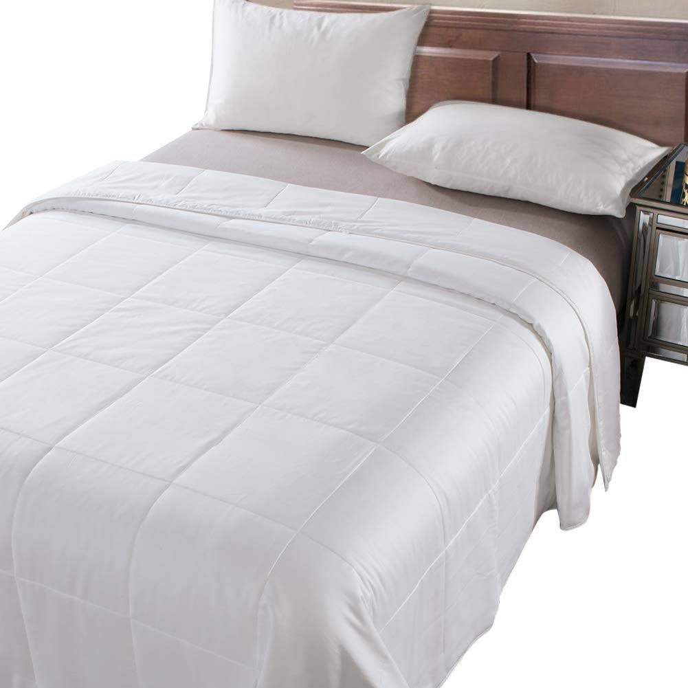 White Twin Down Alternative Comforter M225