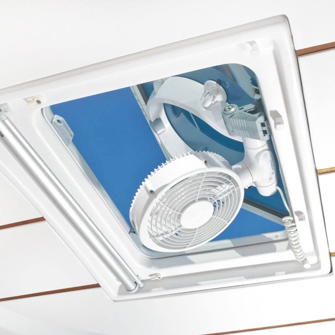 12V Hatch Fan with Suction Mount and Light W473