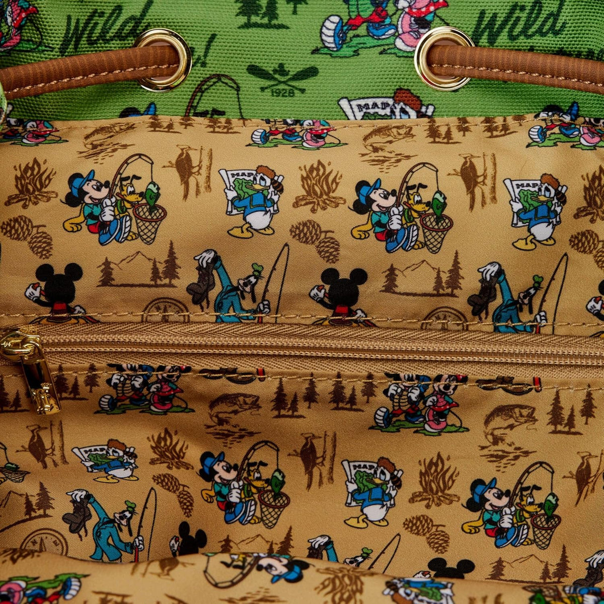 Mickey, Minnie, & Friends Camping Scene Rucksack O60138