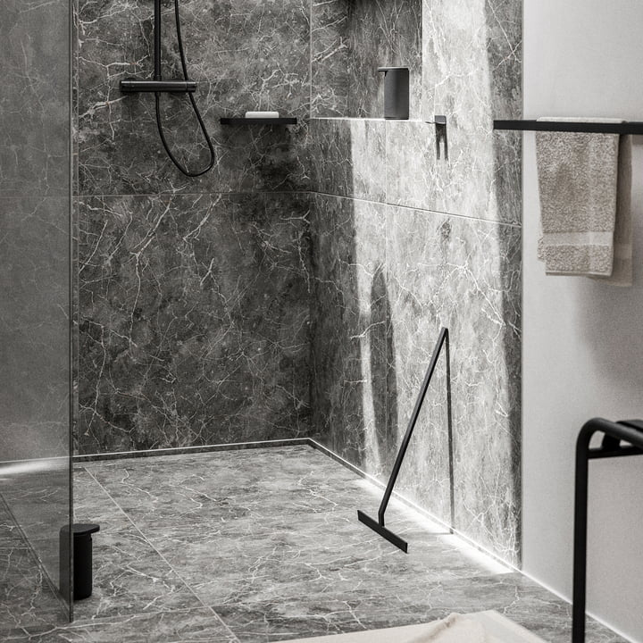 Black Towel Rail W91373