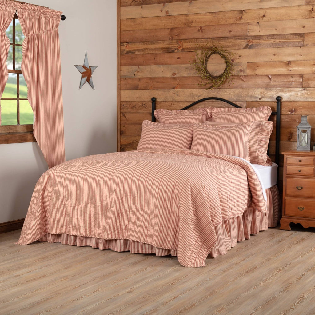 Red Ticking Stripe California King Quilt Coverlet T305228
