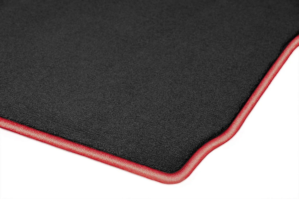 Black with Red Edging Carpet Car Mats Q150